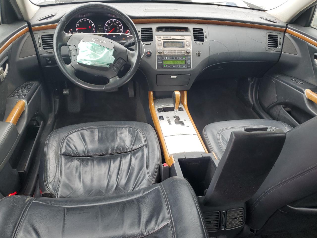 2008 Hyundai Azera Se VIN: KMHFC46F28A333645 Lot: 91836165