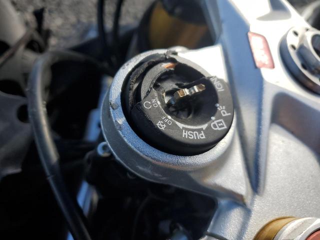 2016 APRILIA RSV4 RF  