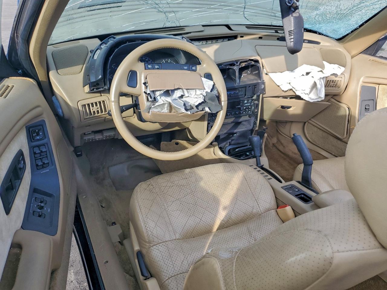 1995 Chrysler Lebaron Gtc VIN: 1C3EU4532SF518796 Lot: 94040005