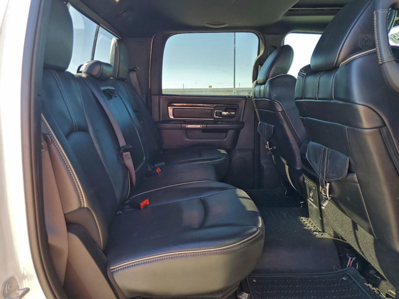 2018 Ram 2500 Longhorn VIN: 3C6UR5GL2JG411814 Lot: 94696815