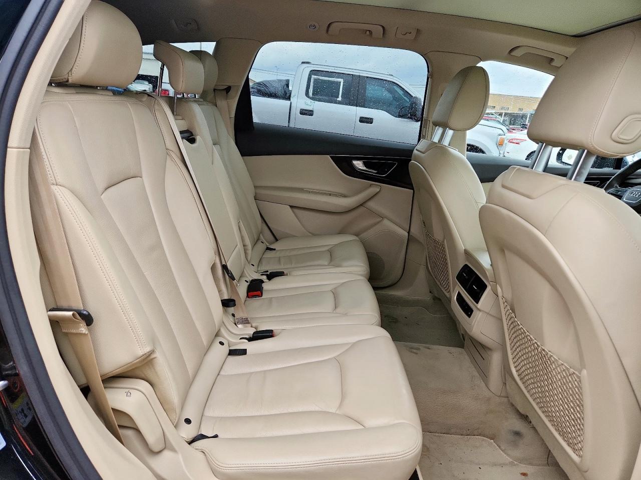 2017 Audi Q7 Premium Plus VIN: WA1LAAF70HD033115 Lot: 92014865