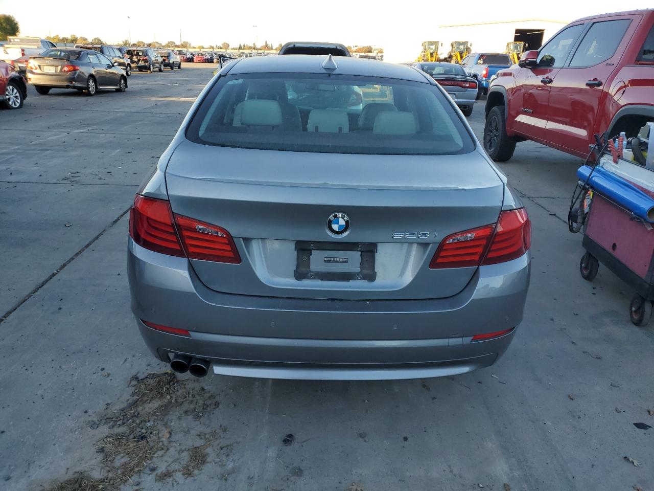 2011 BMW 528 I VIN: WBAFR1C57BC745470 Lot: 91013975