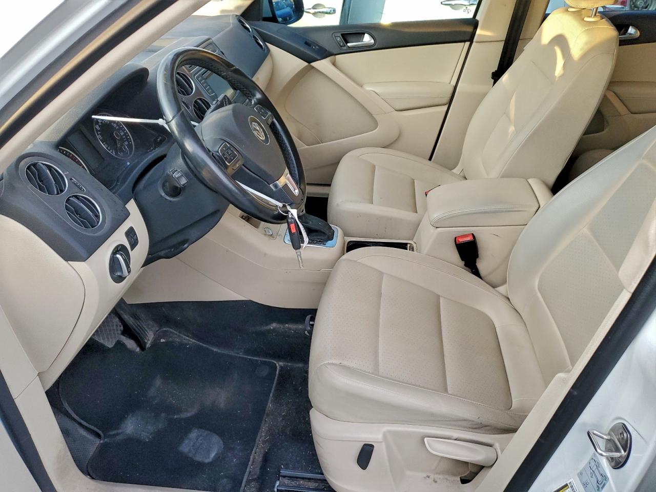 2016 Volkswagen Tiguan S VIN: WVGBV7AX3GW032684 Lot: 94234515