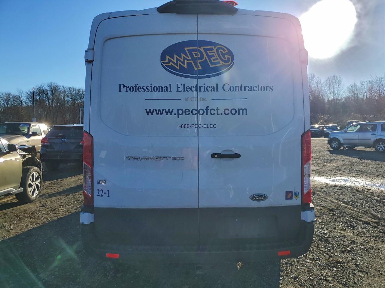 2022 Ford Transit T-250 VIN: 1FTBR1C88NKA07182 Lot: 93517395