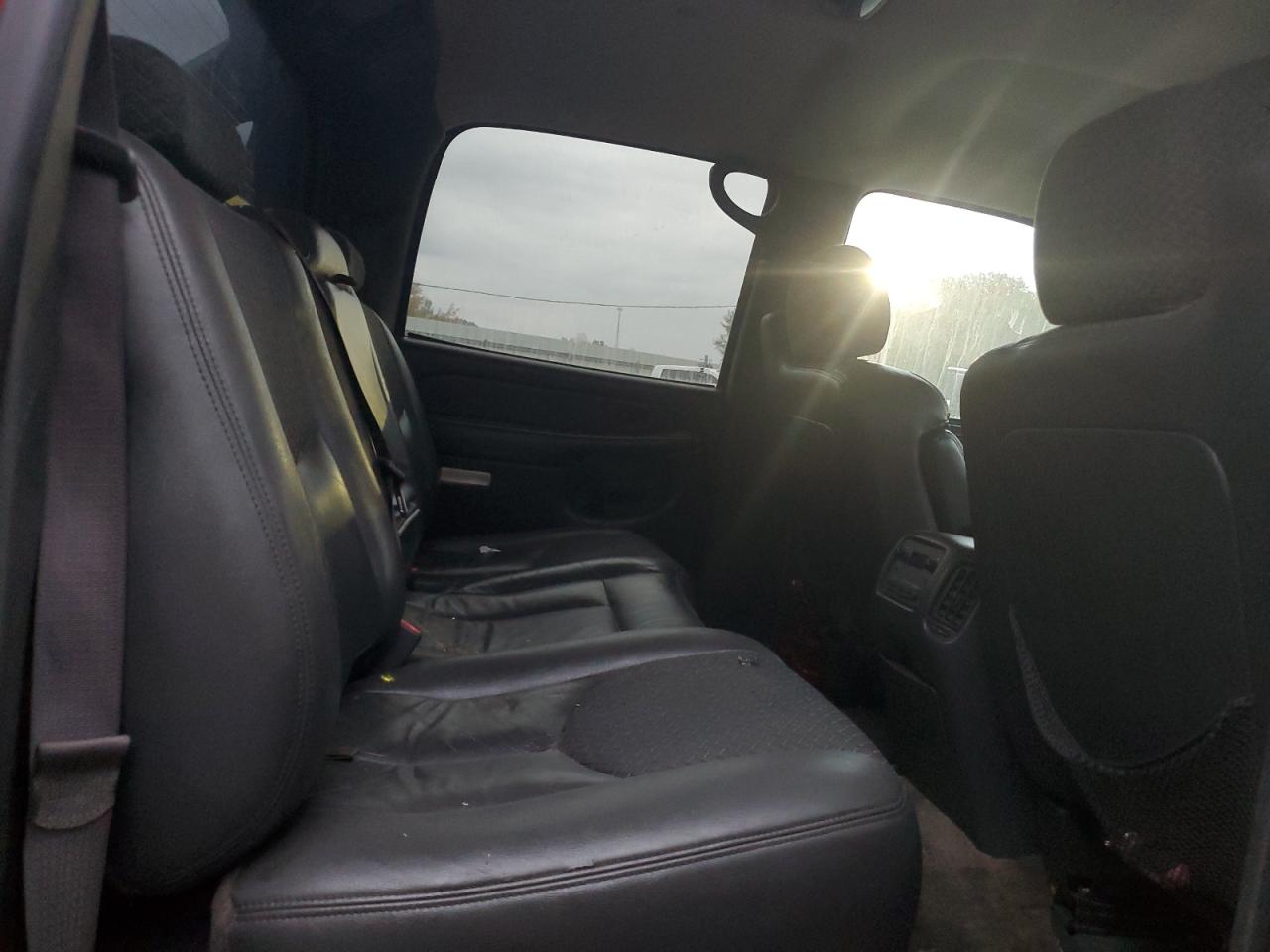 2003 Chevrolet Avalanche K1500 VIN: 3GNEK13T33G195949 Lot: 92309285