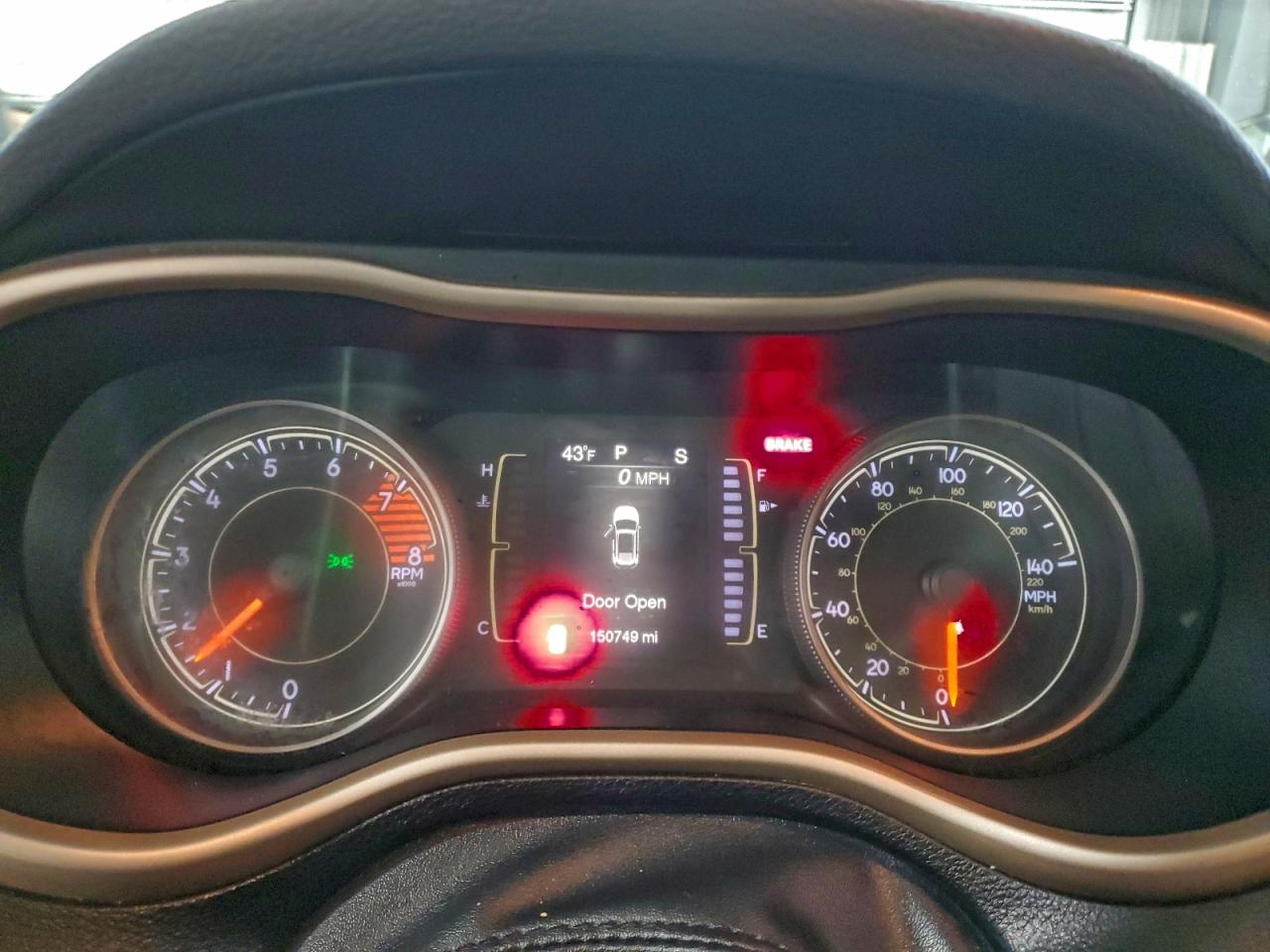 2017 Jeep Cherokee Latitude VIN: 1C4PJMCS5HW605009 Lot: 94439135