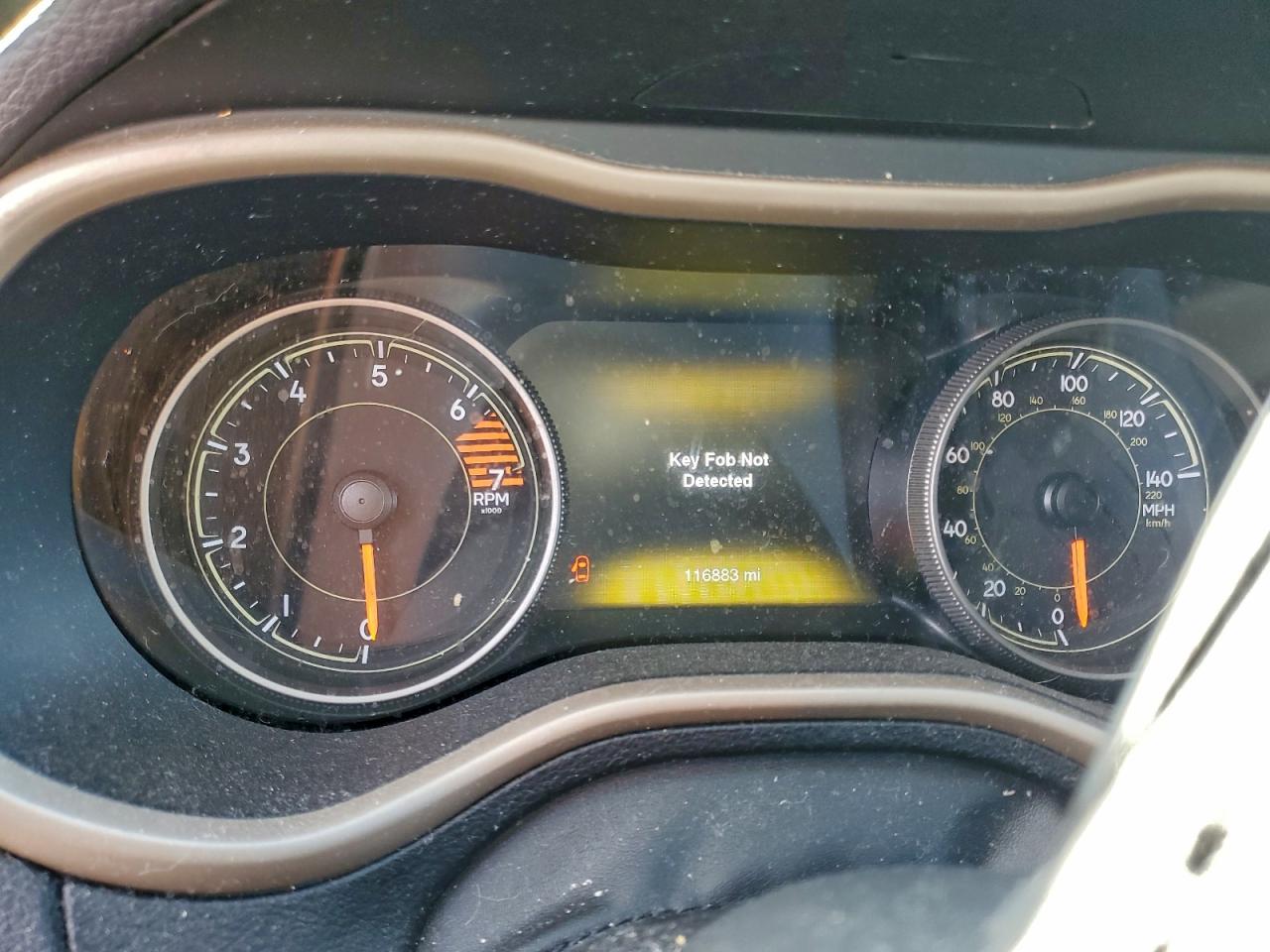 2018 Jeep Cherokee Limited VIN: 1C4PJMDB8JD535411 Lot: 94402255