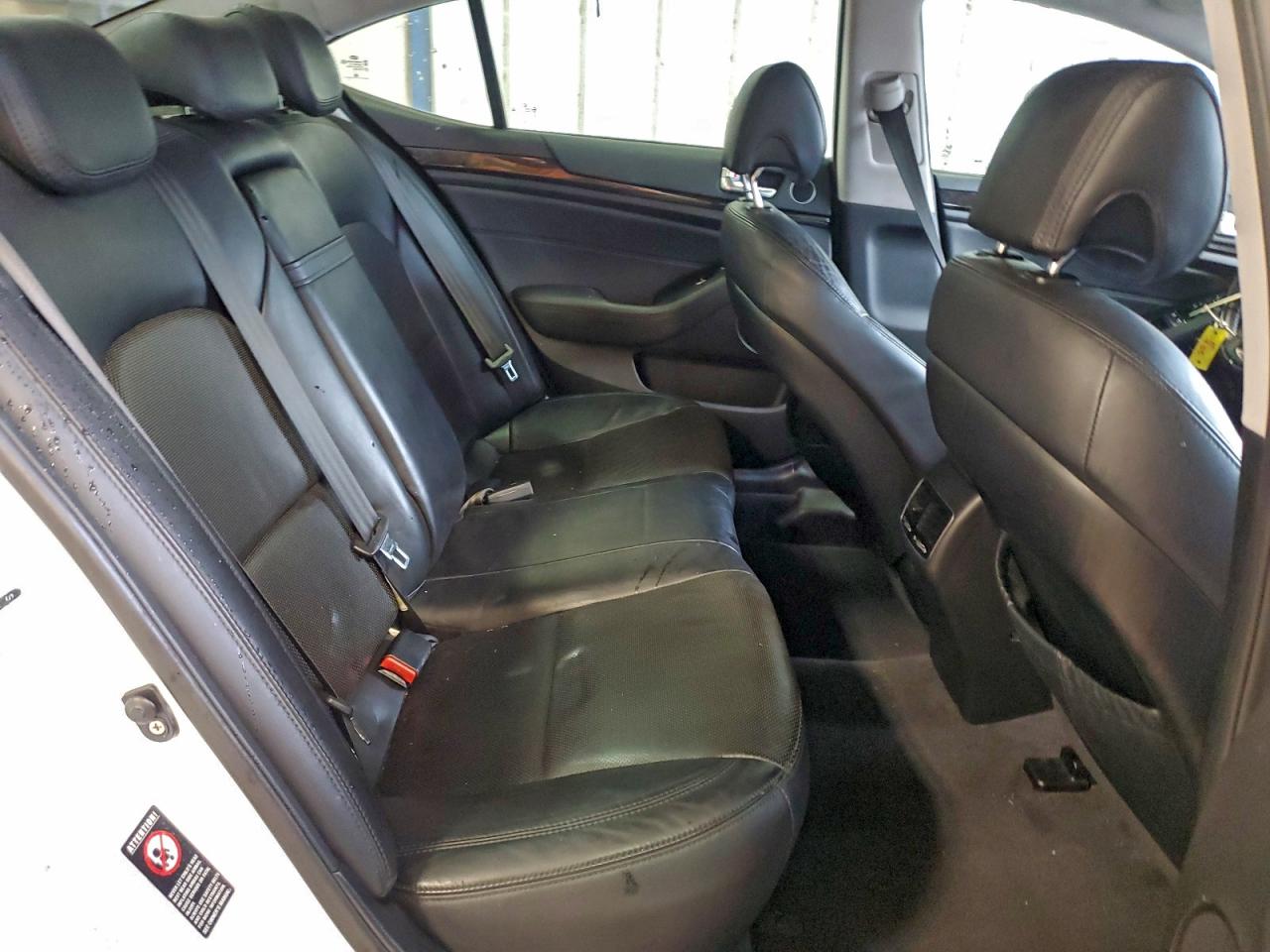 2014 Kia Cadenza Premium VIN: KNALN4D71E5165561 Lot: 92681065