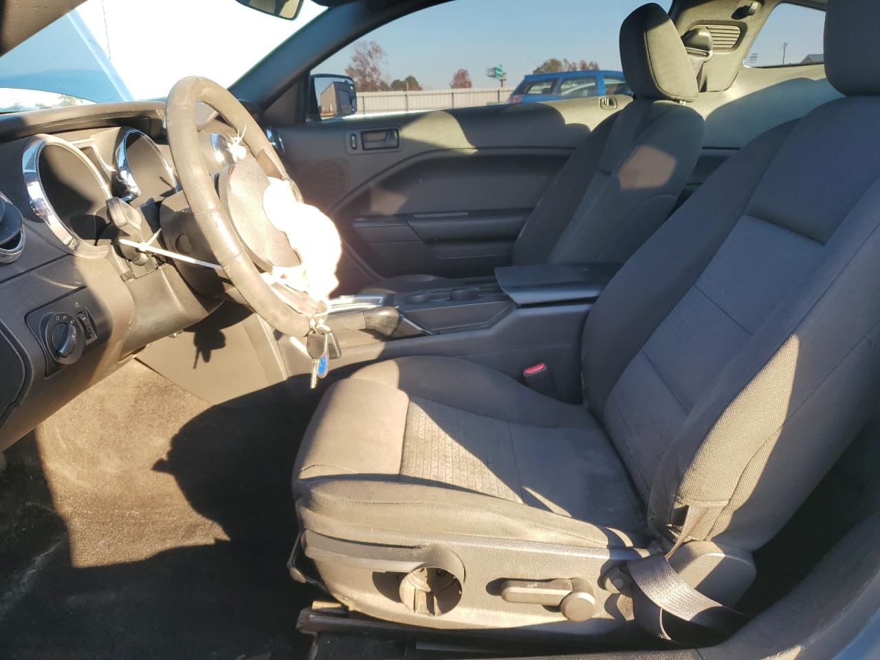 2007 Ford Mustang VIN: 1ZVFT80N175270375 Lot: 91177245