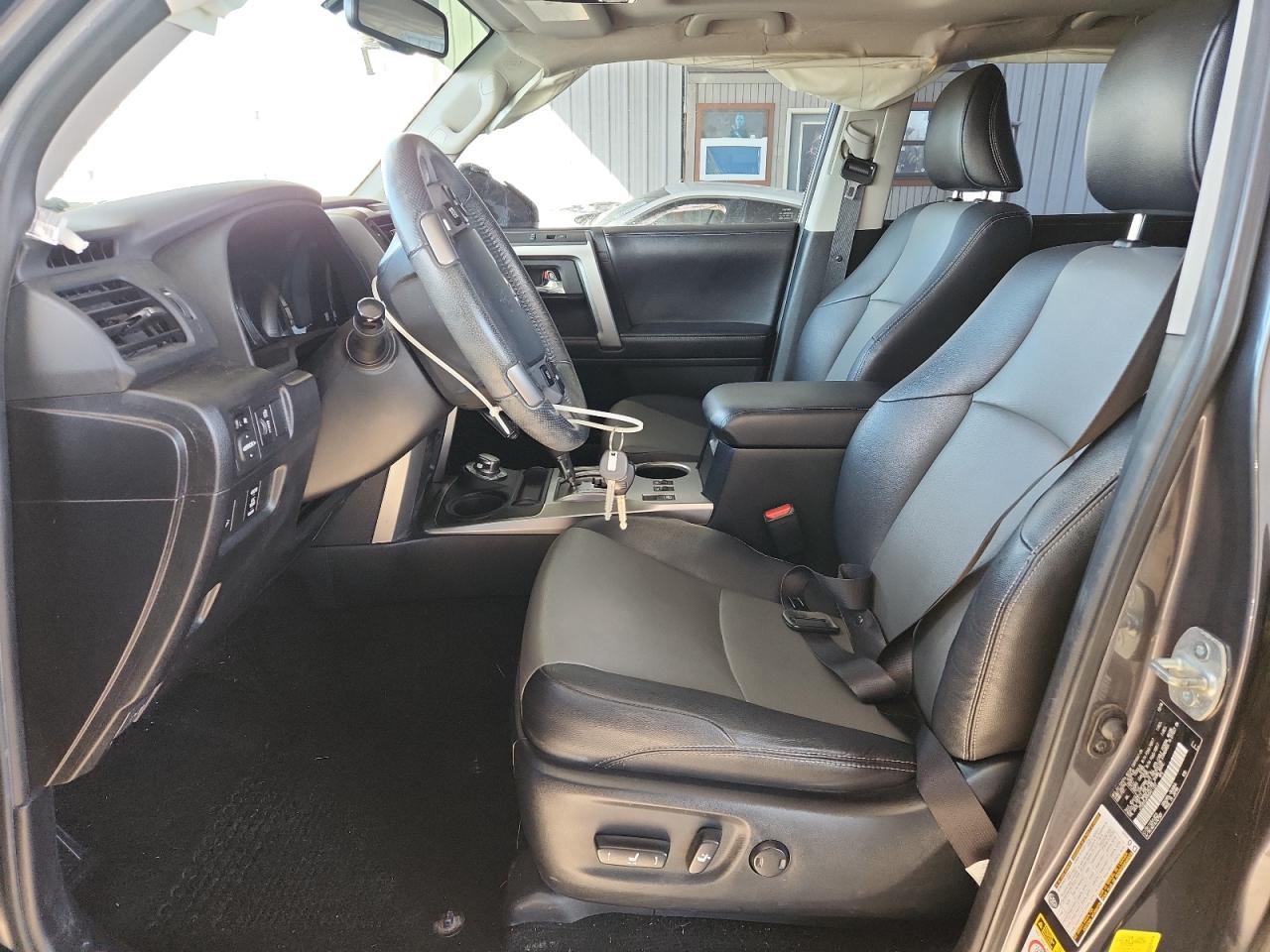 2017 Toyota 4Runner Sr5/Sr5 Premium VIN: JTEBU5JRXH5411357 Lot: 92625905