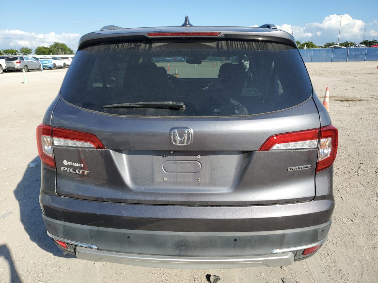 2021 Honda Pilot Touring VIN: 5FNYF5H66MB019411 Lot: 92890095