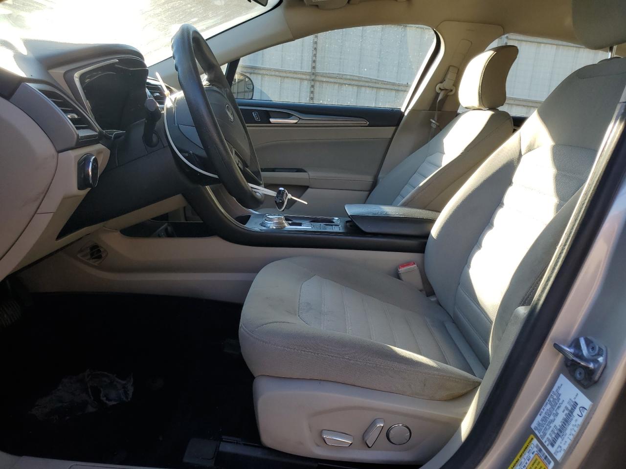 2017 Ford Fusion Se VIN: 3FA6P0HD1HR244612 Lot: 92500575