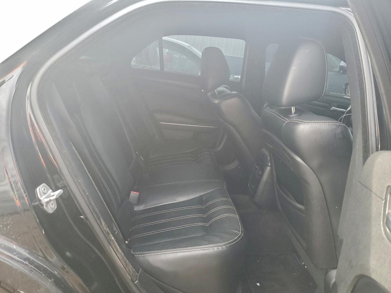 2015 Chrysler 300 S VIN: 2C3CCAGG5FH756932 Lot: 93740155