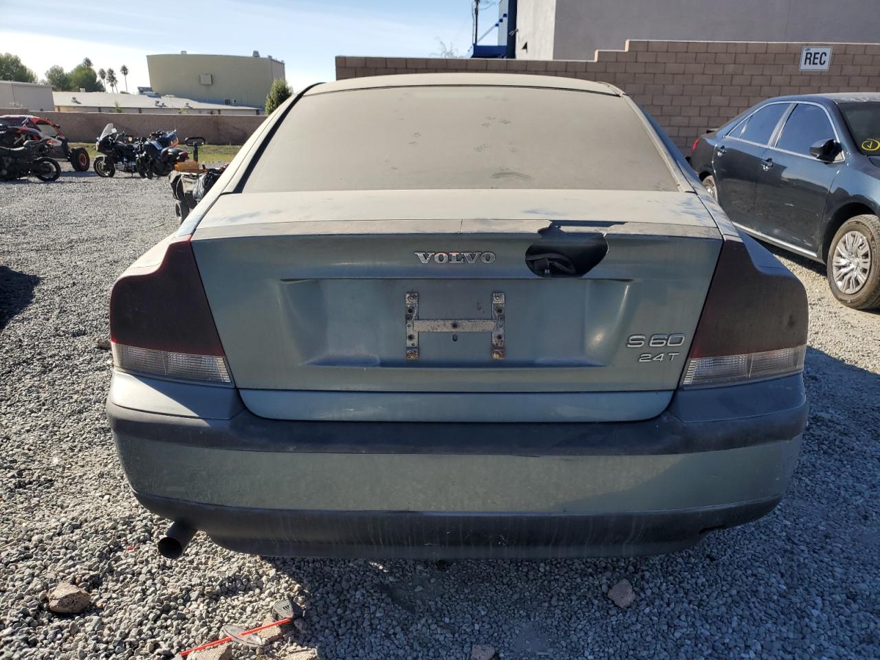 2002 Volvo S60 2.4T VIN: YV1RS58D922152561 Lot: 92140865