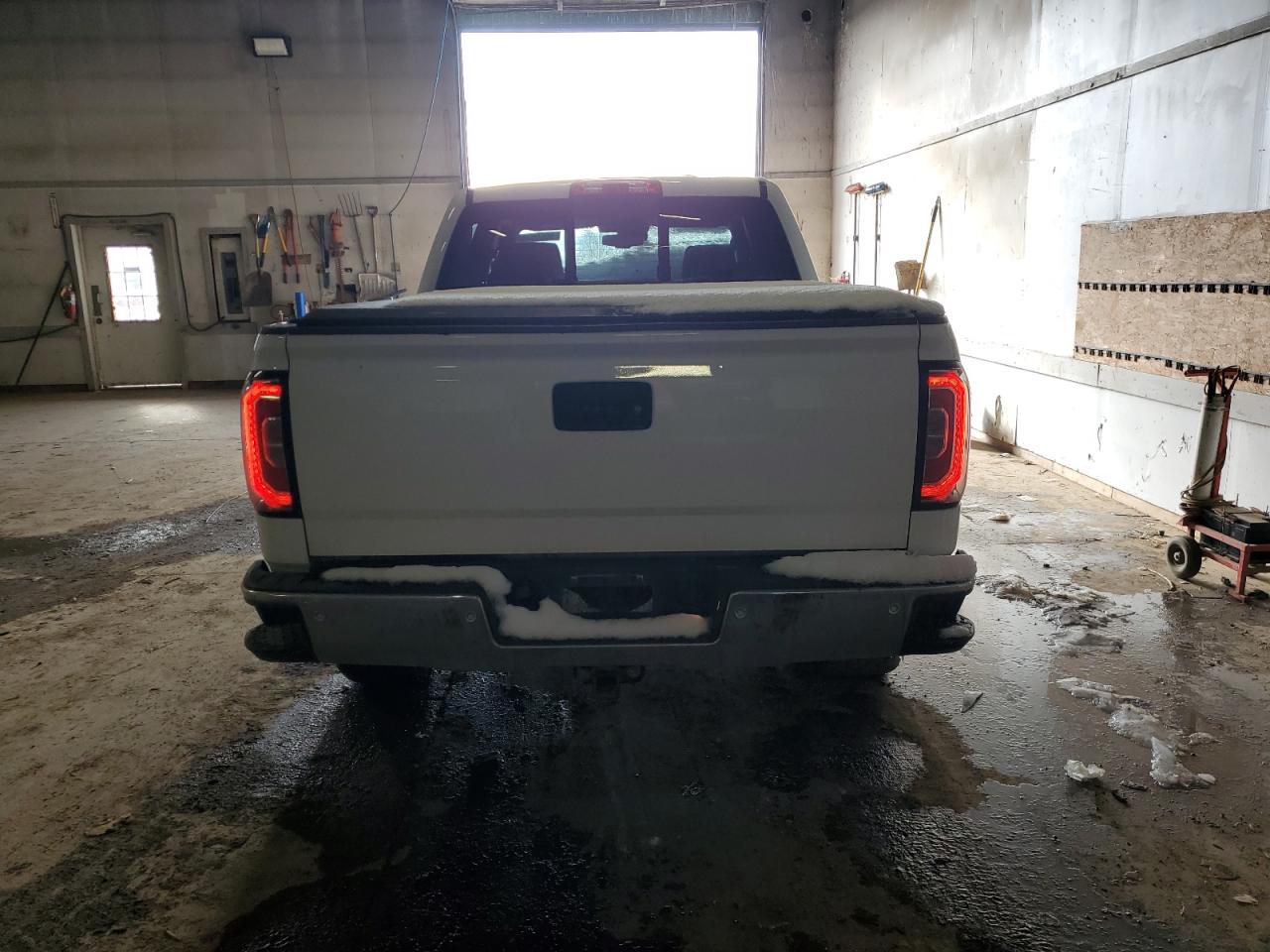 2017 GMC Sierra K1500 Slt VIN: 3GTU2NEC2HG489584 Lot: 90686365