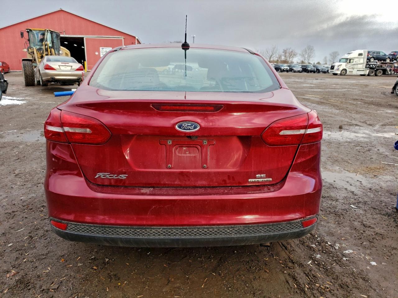 2015 Ford Focus Se VIN: 1FADP3F21FL352539 Lot: 94955225