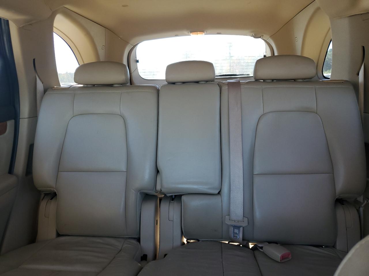 2007 Suzuki Xl7 Luxury VIN: 2S3DB317176115153 Lot: 92833595