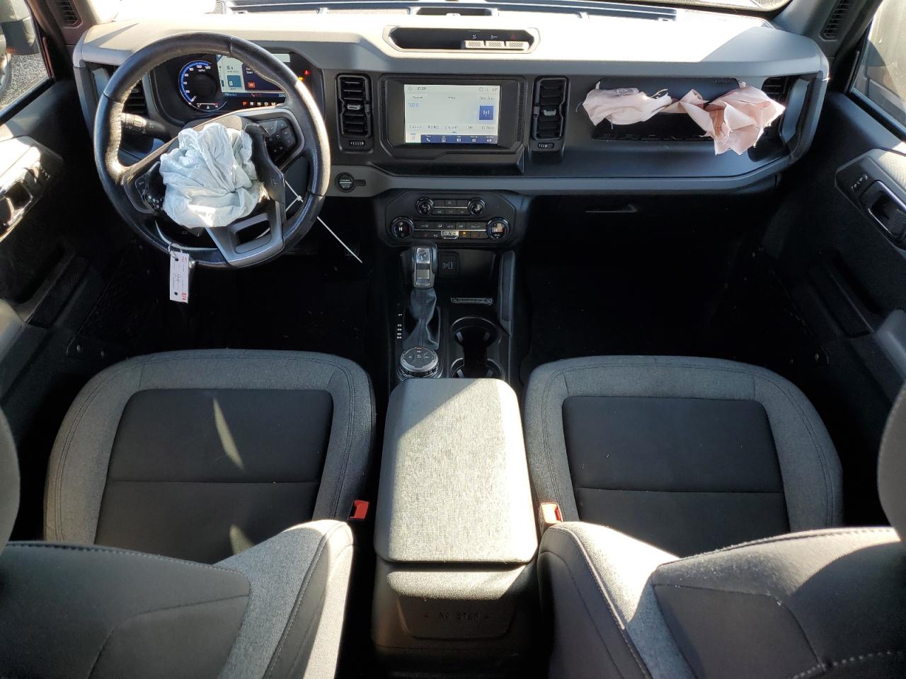 2021 Ford Bronco Base VIN: 1FMDE5BH7MLA73711 Lot: 92174305