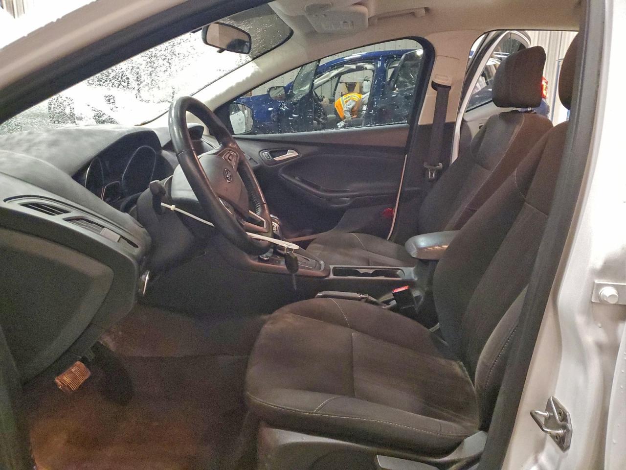 2016 Ford Focus Se VIN: 1FADP3F25GL303524 Lot: 94523175