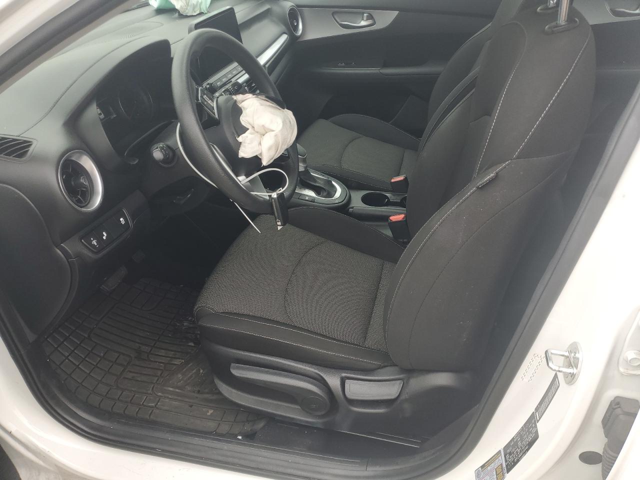 2023 Kia Forte Lx VIN: 3KPF24AD4PE683402 Lot: 93338325