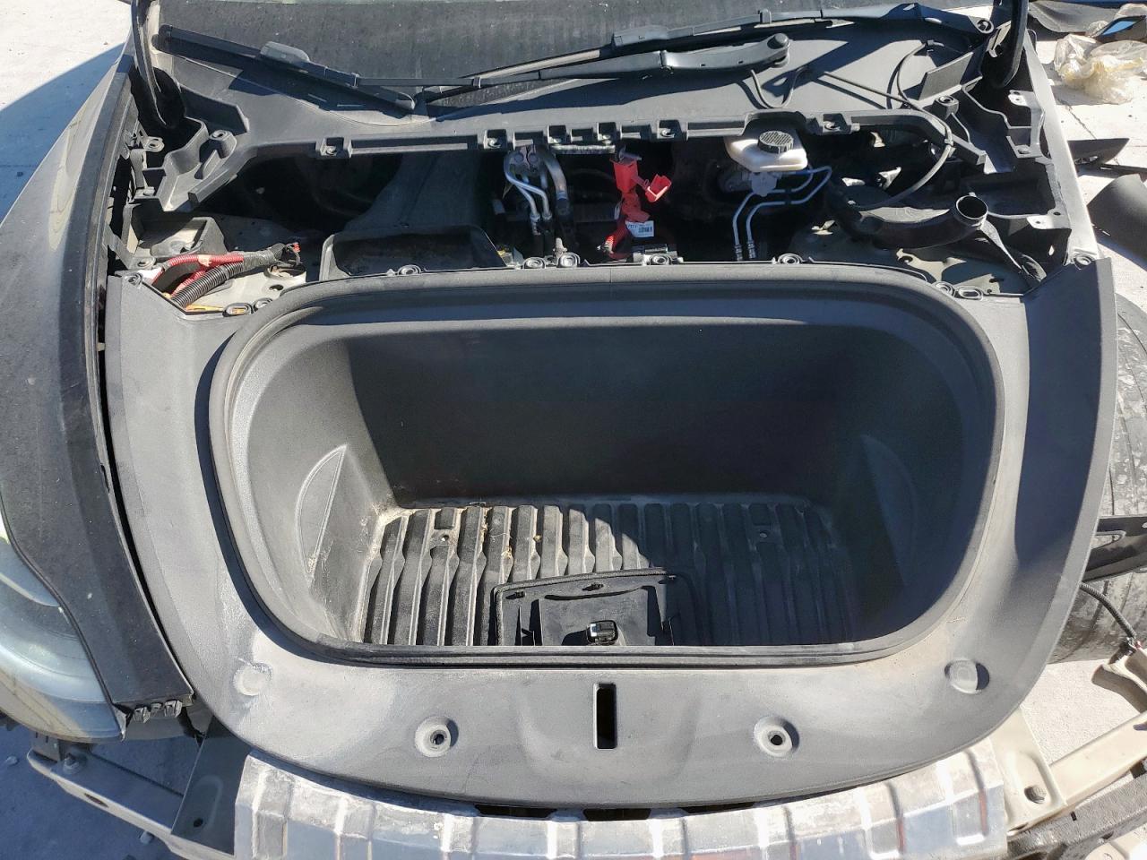 2023 Tesla Model Y VIN: 7SAYGDEE9PF907029 Lot: 91408225