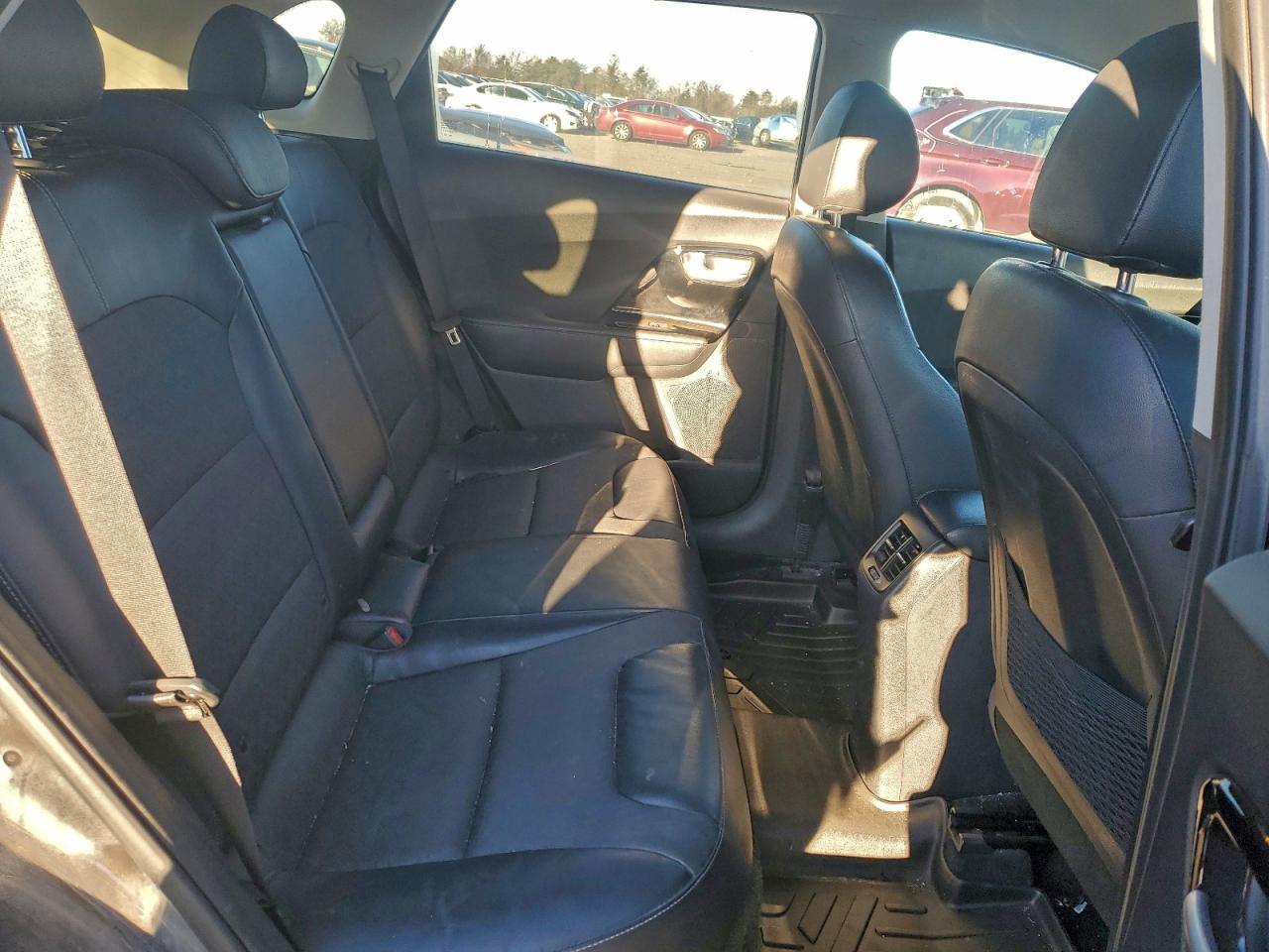 2017 Kia Niro Ex VIN: KNDCC3LCXH5047806 Lot: 94110895