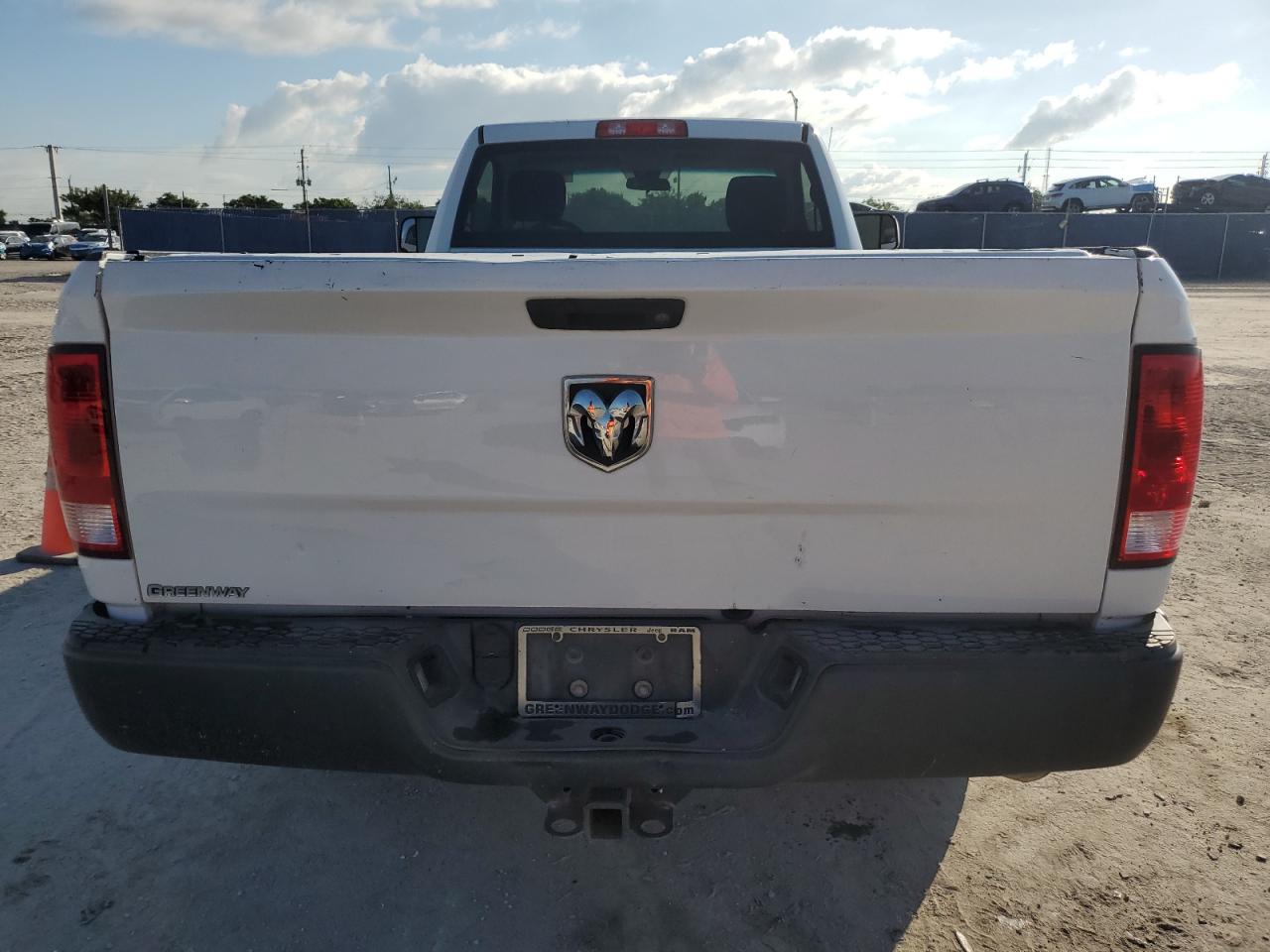 2017 Ram 1500 St VIN: 3C6JR6DG7HG632948 Lot: 93821245