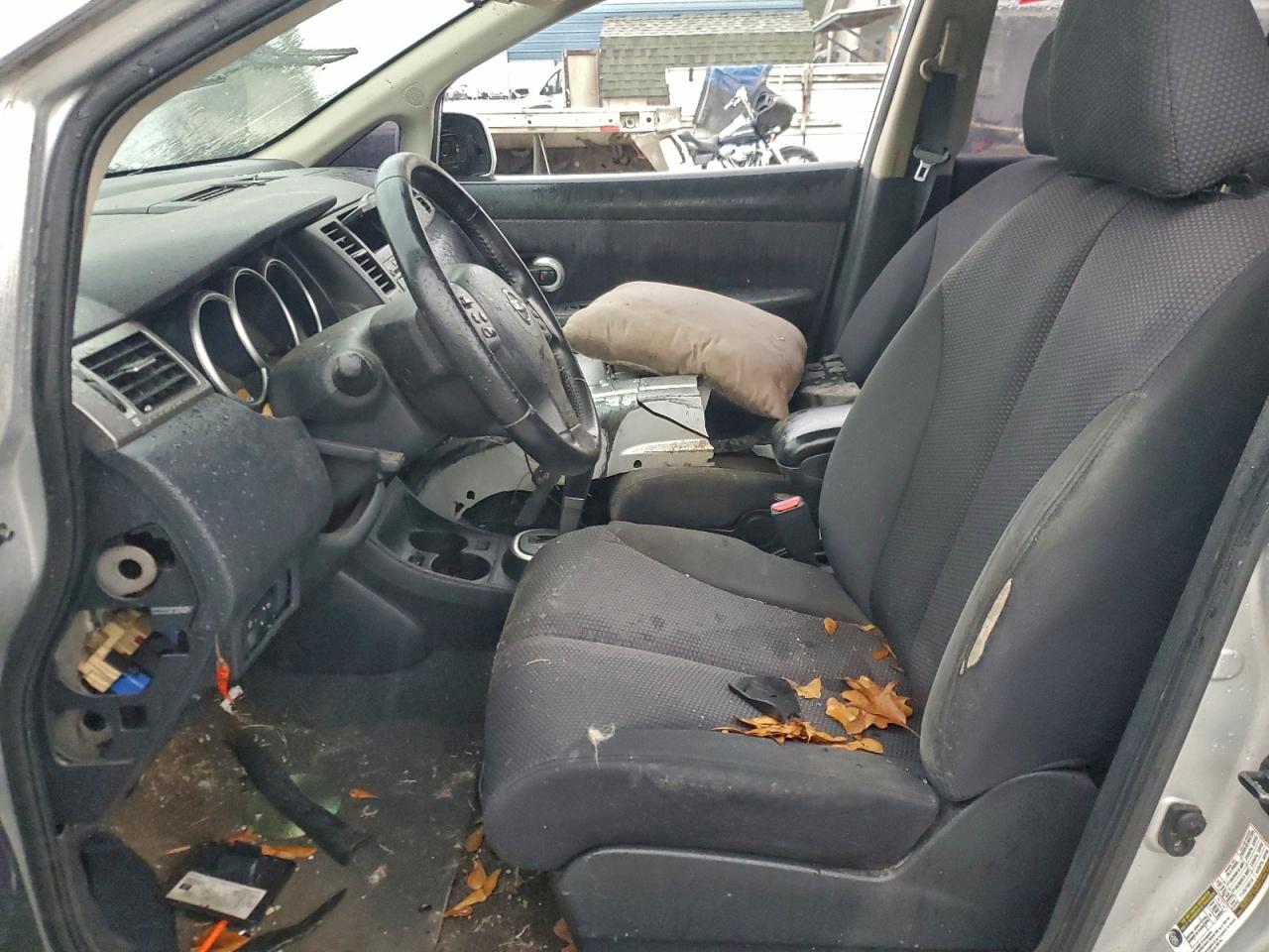 2007 Nissan Versa S VIN: 3N1BC11E47L451593 Lot: 93910705