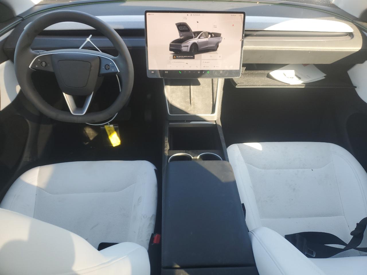 2026 Tesla Model Y VIN: 7SAYGDEE3TA409366 Lot: 92357225