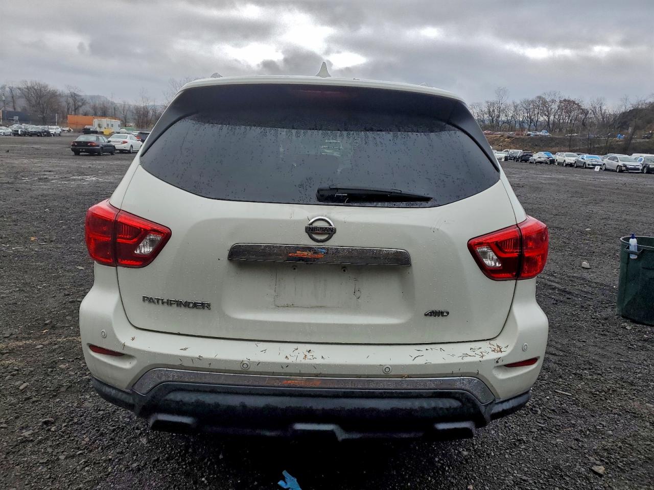 2019 Nissan Pathfinder S VIN: 5N1DR2MM9KC599297 Lot: 94255425