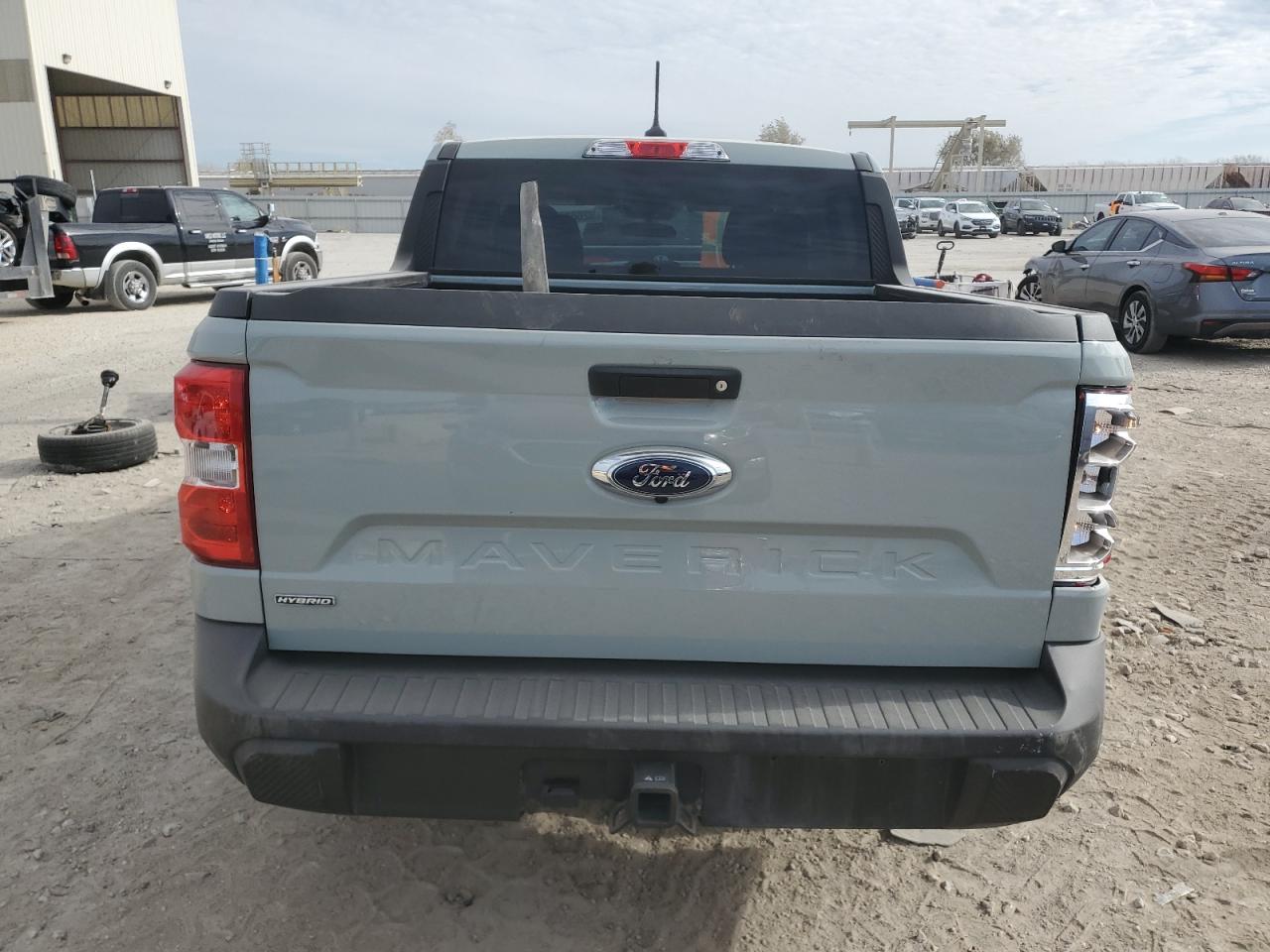 2023 Ford Maverick Xl VIN: 3FTTW8E33PRA42833 Lot: 92684605