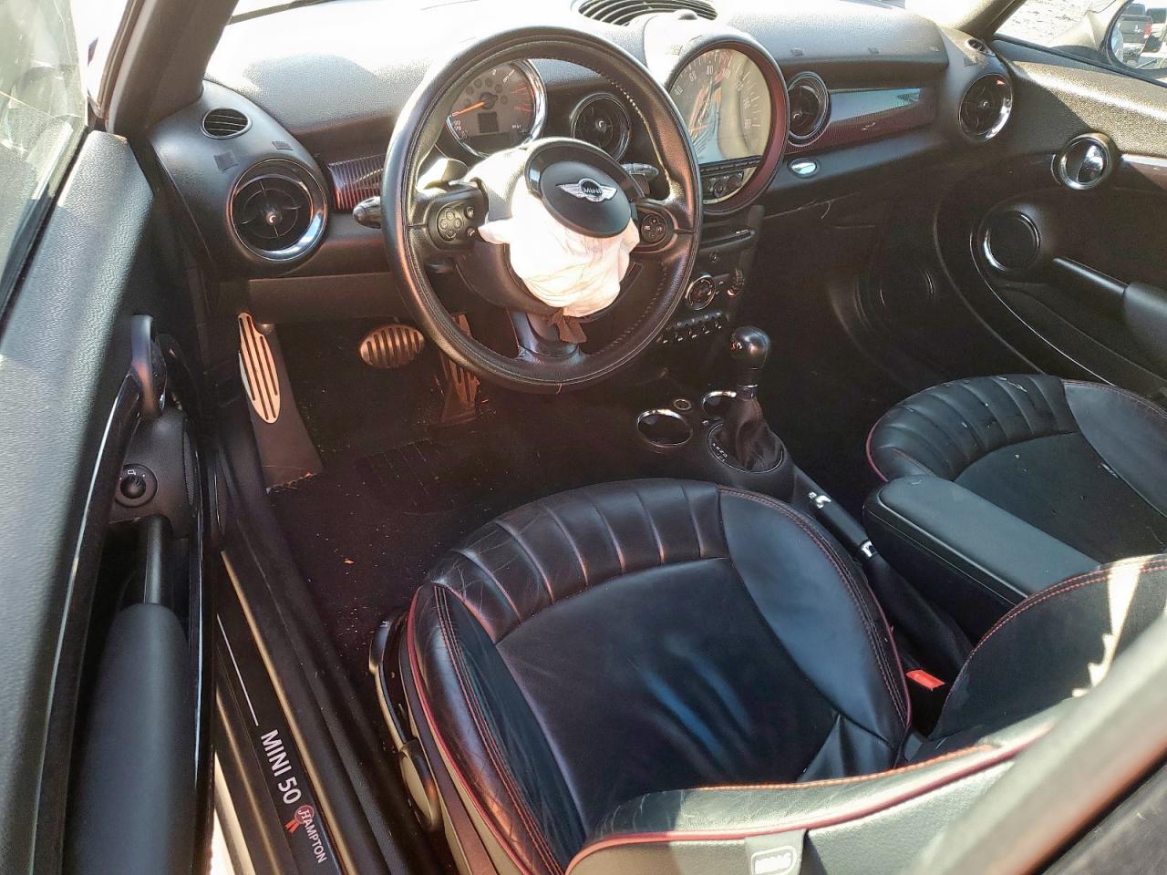 2011 Mini Cooper S Clubman VIN: WMWZG3C52BTY37004 Lot: 91429595