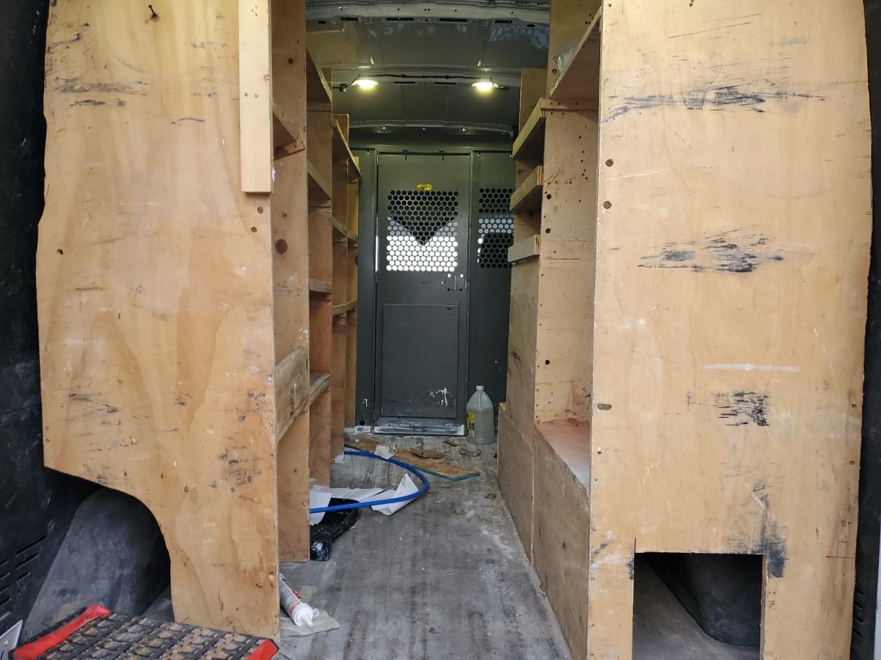 2017 Ford Transit Delivery Van VIN: 1FTYR1CG5HKA18968 Lot: 91548275