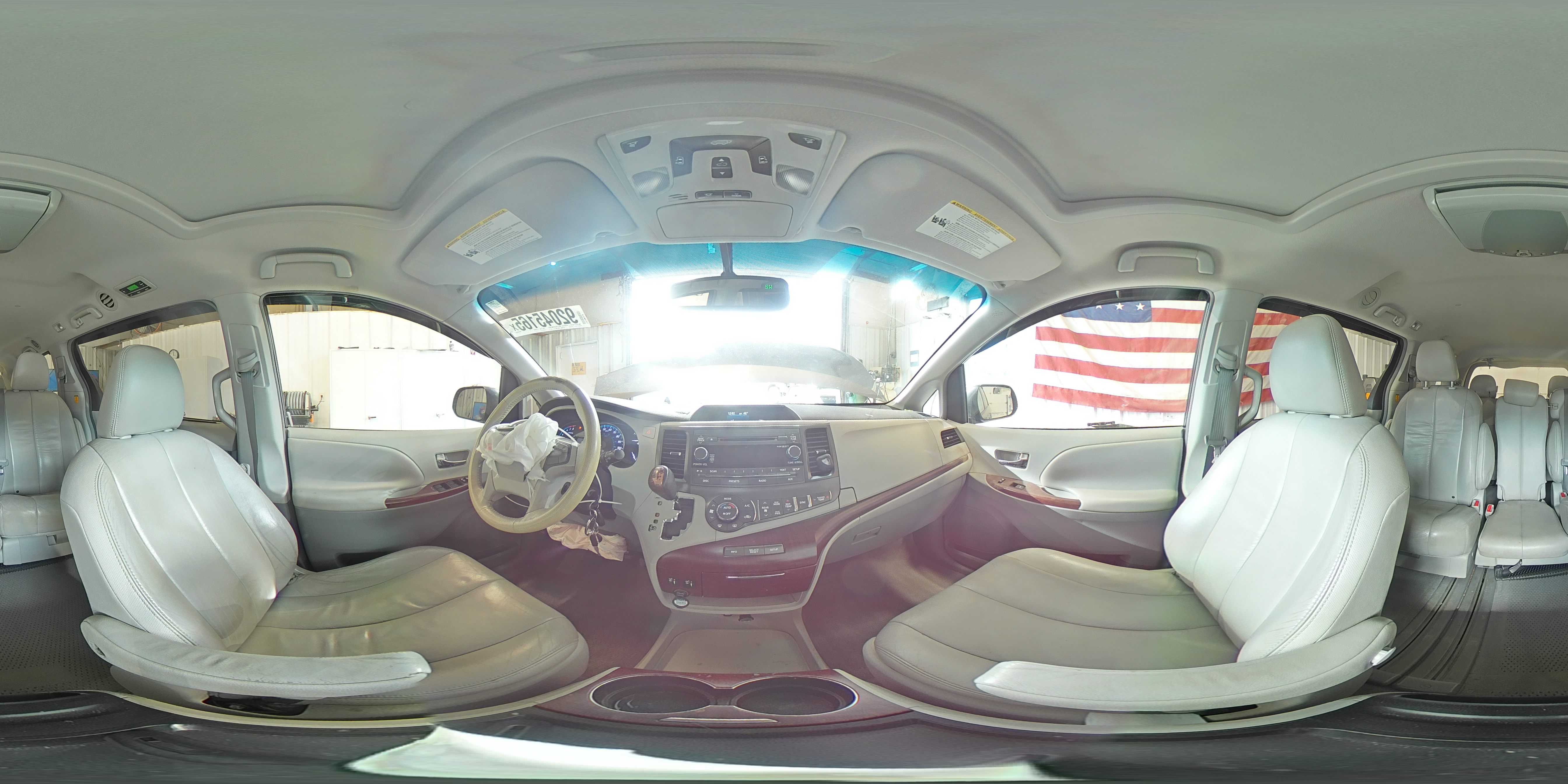 2011 Toyota Sienna Xle VIN: 5TDYK3DC7BS080903 Lot: 92045165