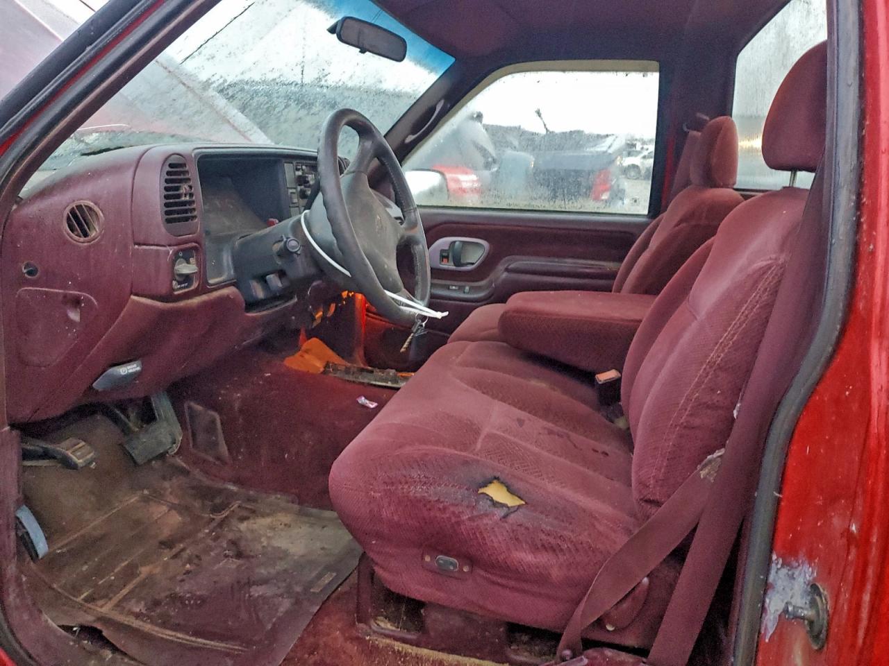 1995 Chevrolet Gmt-400 C2500 VIN: 1GCGC24K2SE201661 Lot: 93871985