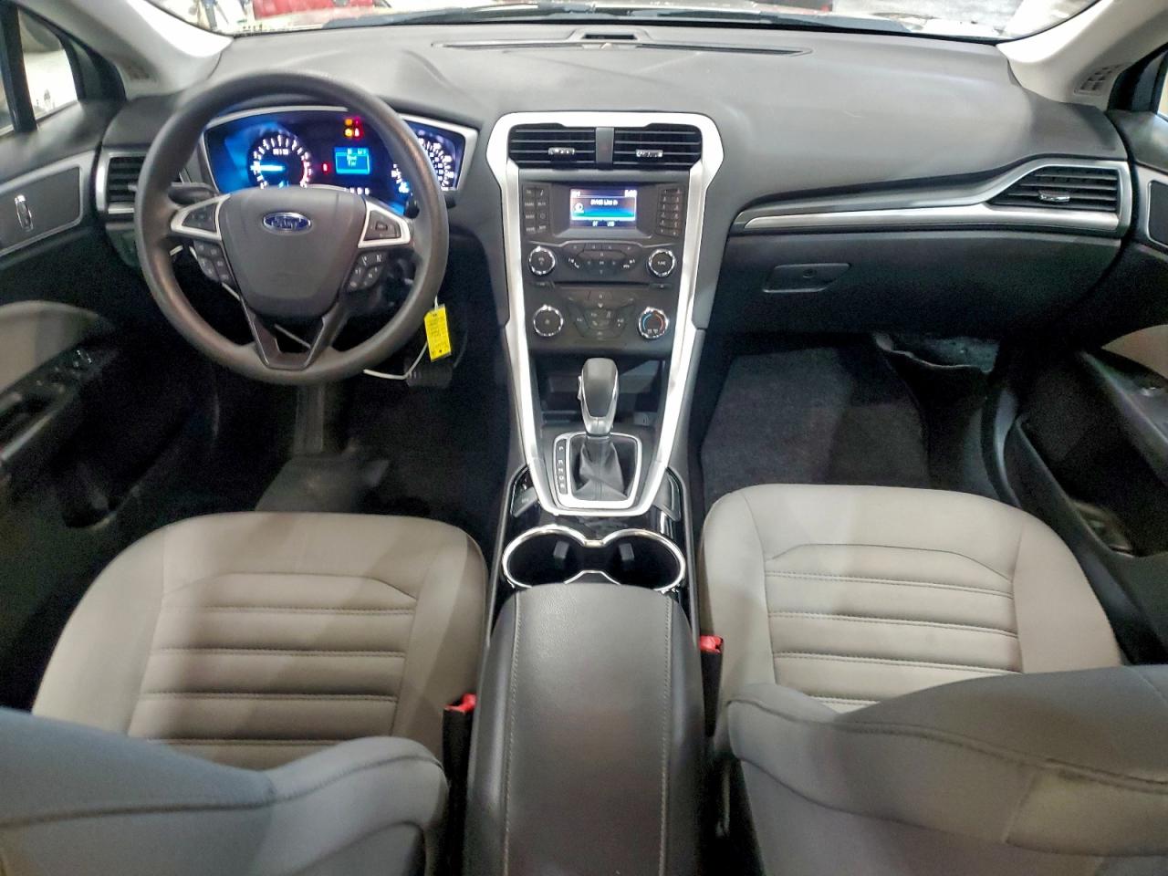 2015 Ford Fusion S VIN: 3FA6P0G70FR117665 Lot: 94160835