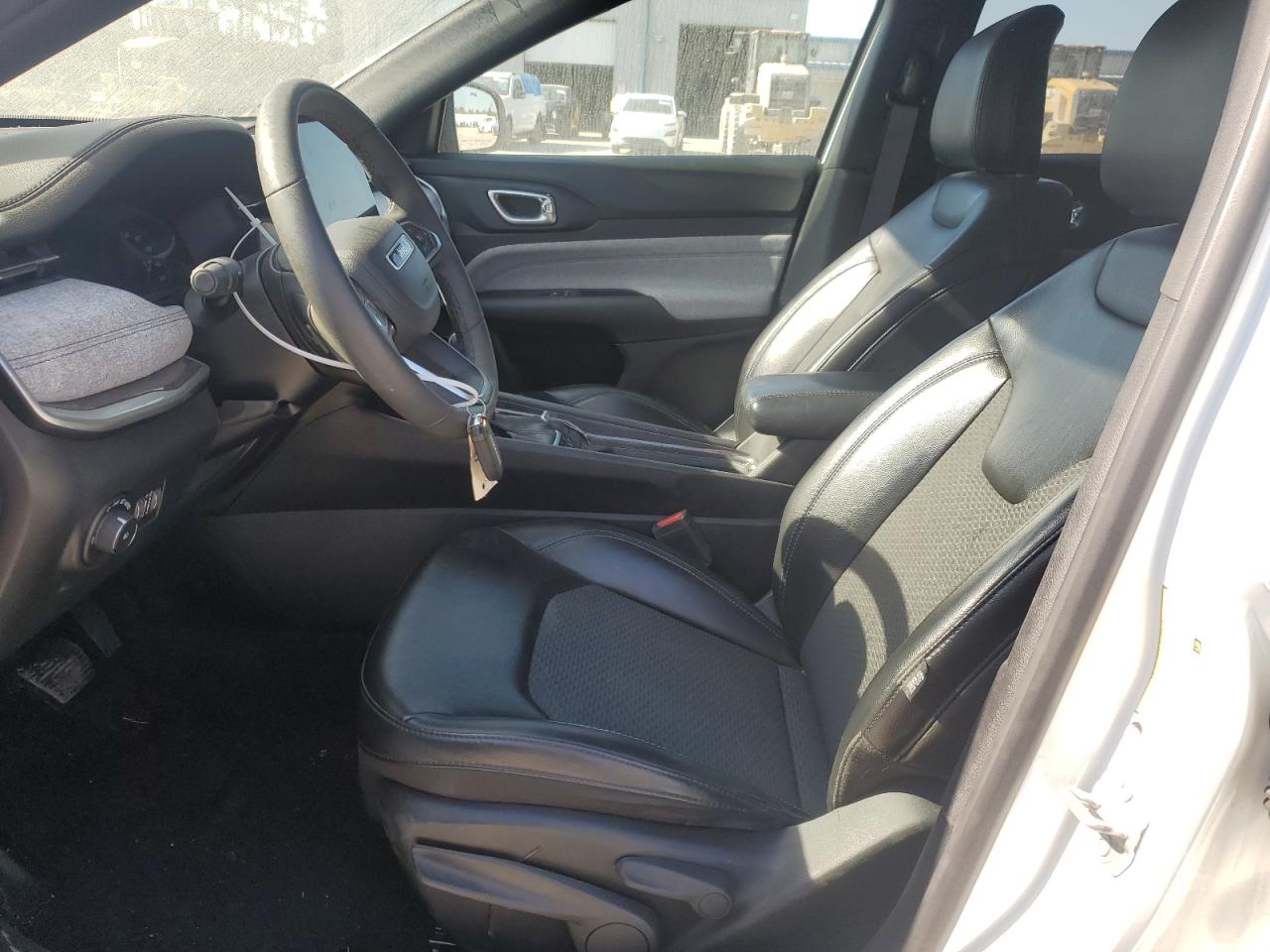 2023 Jeep Compass Latitude VIN: 3C4NJDBN0PT532994 Lot: 91096305