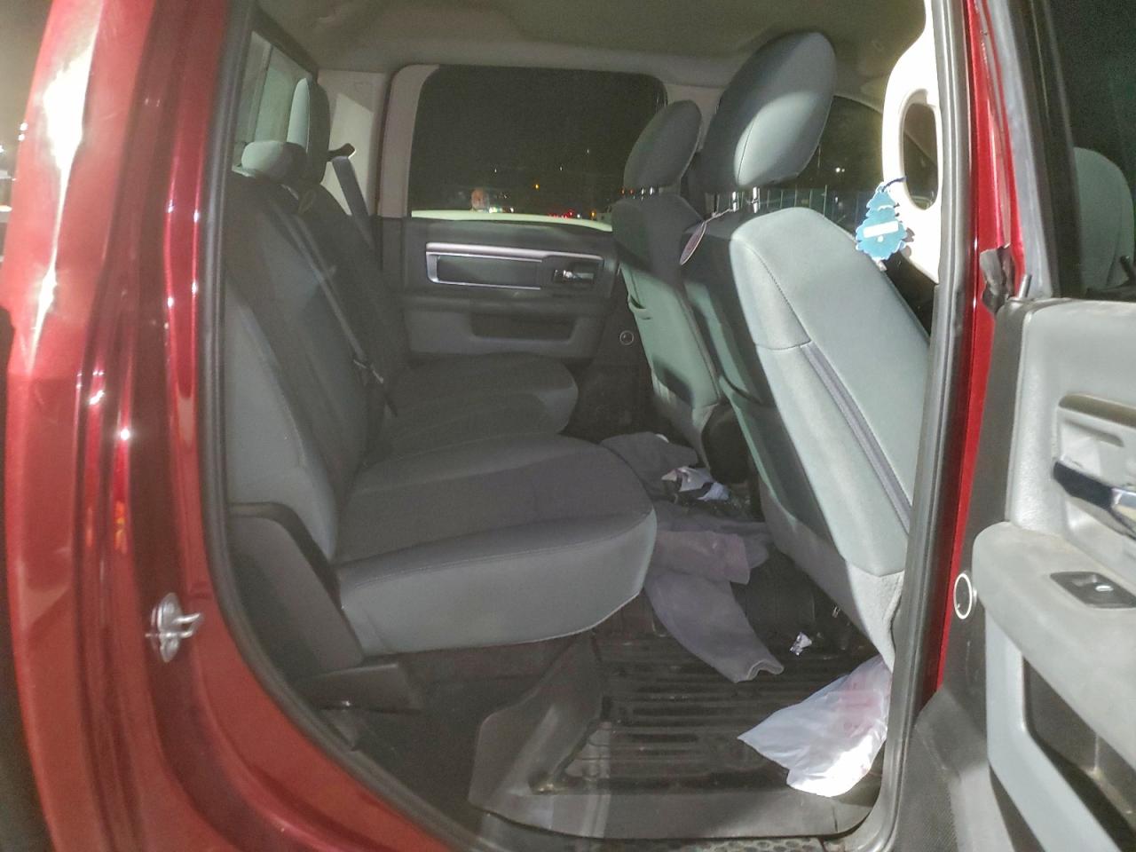 2018 Ram Trucks 1500 Slt VIN: 207809 Lot: 85441305