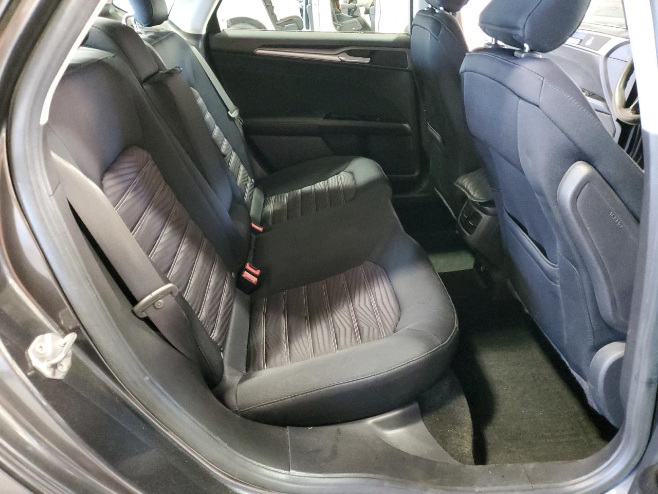 2016 Ford Fusion Se VIN: 1FA6P0HD2G5101752 Lot: 92367695