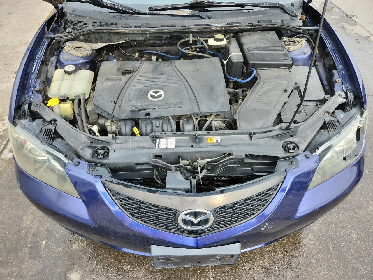 2004 Mazda 3 I VIN: JM1BK12F441185874 Lot: 90315595