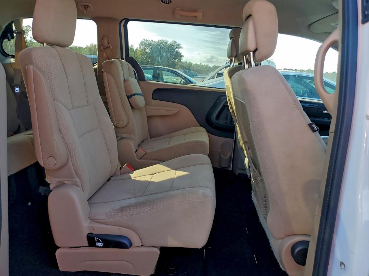 2014 Dodge Grand Caravan Sxt VIN: 2C4RDGCG0ER173768 Lot: 94185915