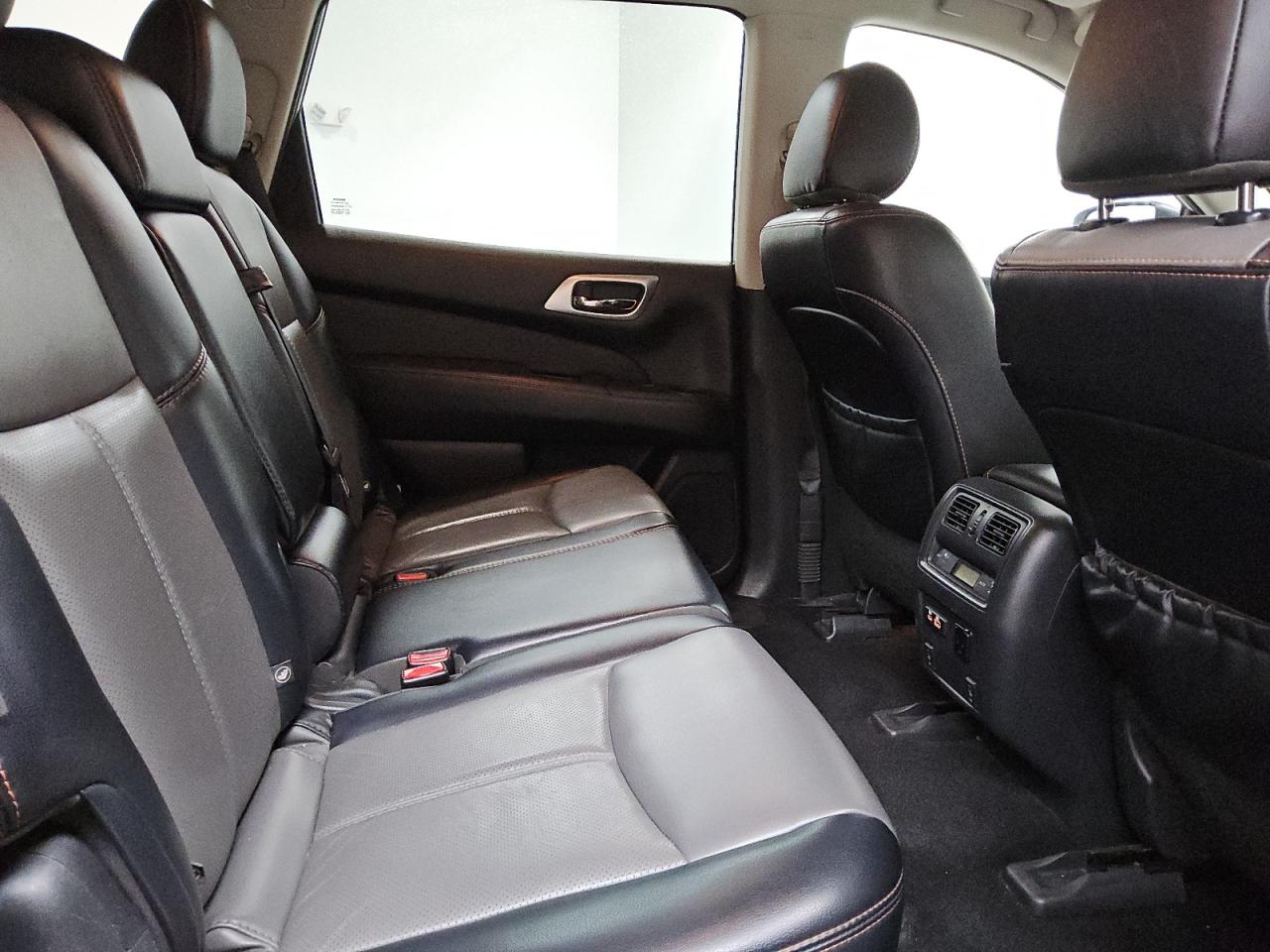 2019 Nissan Pathfinder S VIN: 5N1DR2MM0KC646040 Lot: 90807065