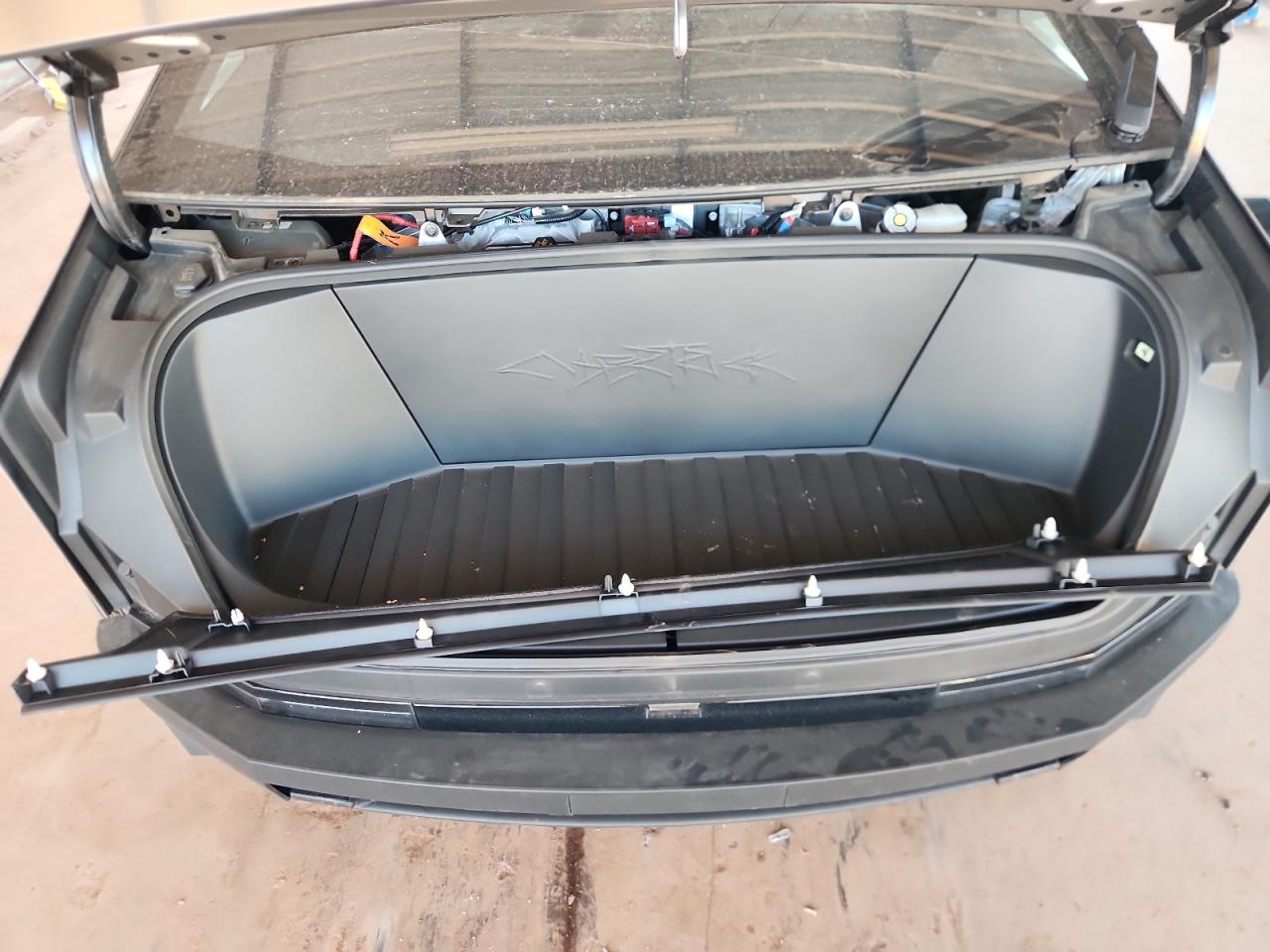 2024 Tesla Cybertruck VIN: 7G2CEHED9RA032270 Lot: 91235765