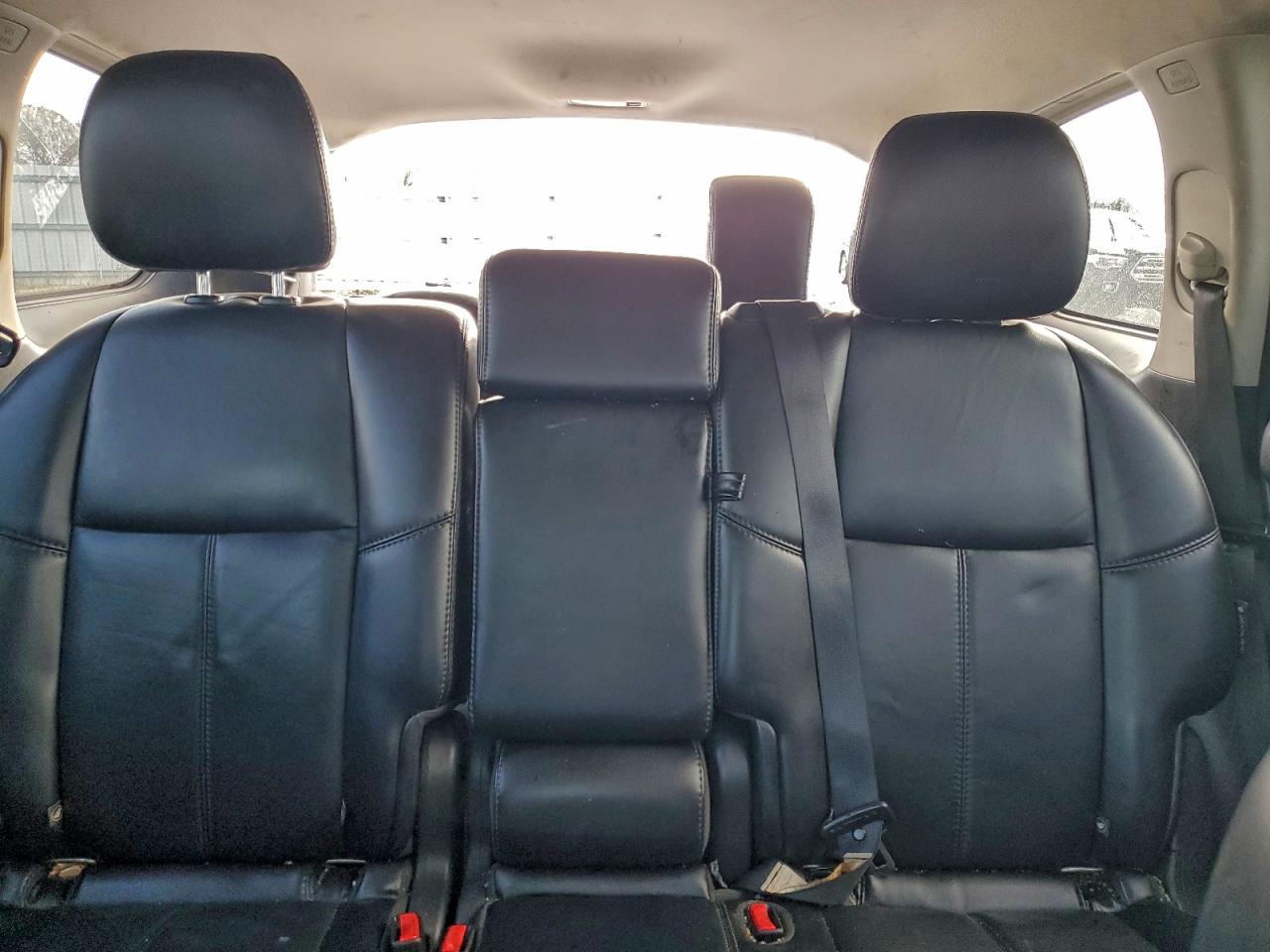 2019 Nissan Pathfinder S VIN: 5N1DR2MN9KC598028 Lot: 94185035