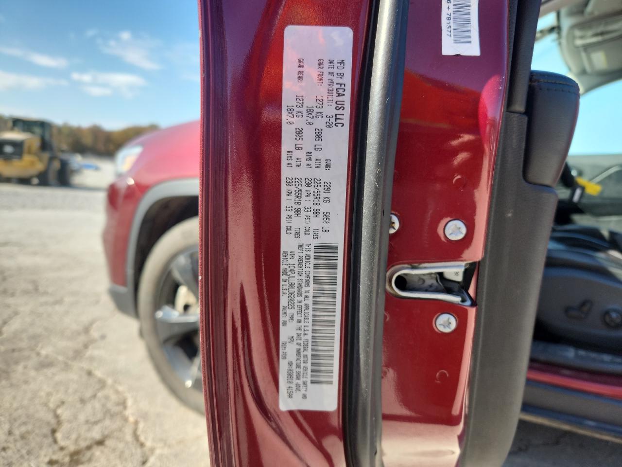 2020 Jeep Cherokee Latitude Plus VIN: 1C4PJLLB0LD620225 Lot: 92869715