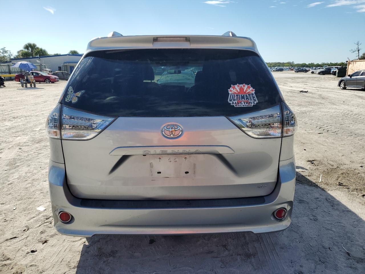 2015 Toyota Sienna Sport VIN: 5TDXK3DC5FS685231 Lot: 90573815