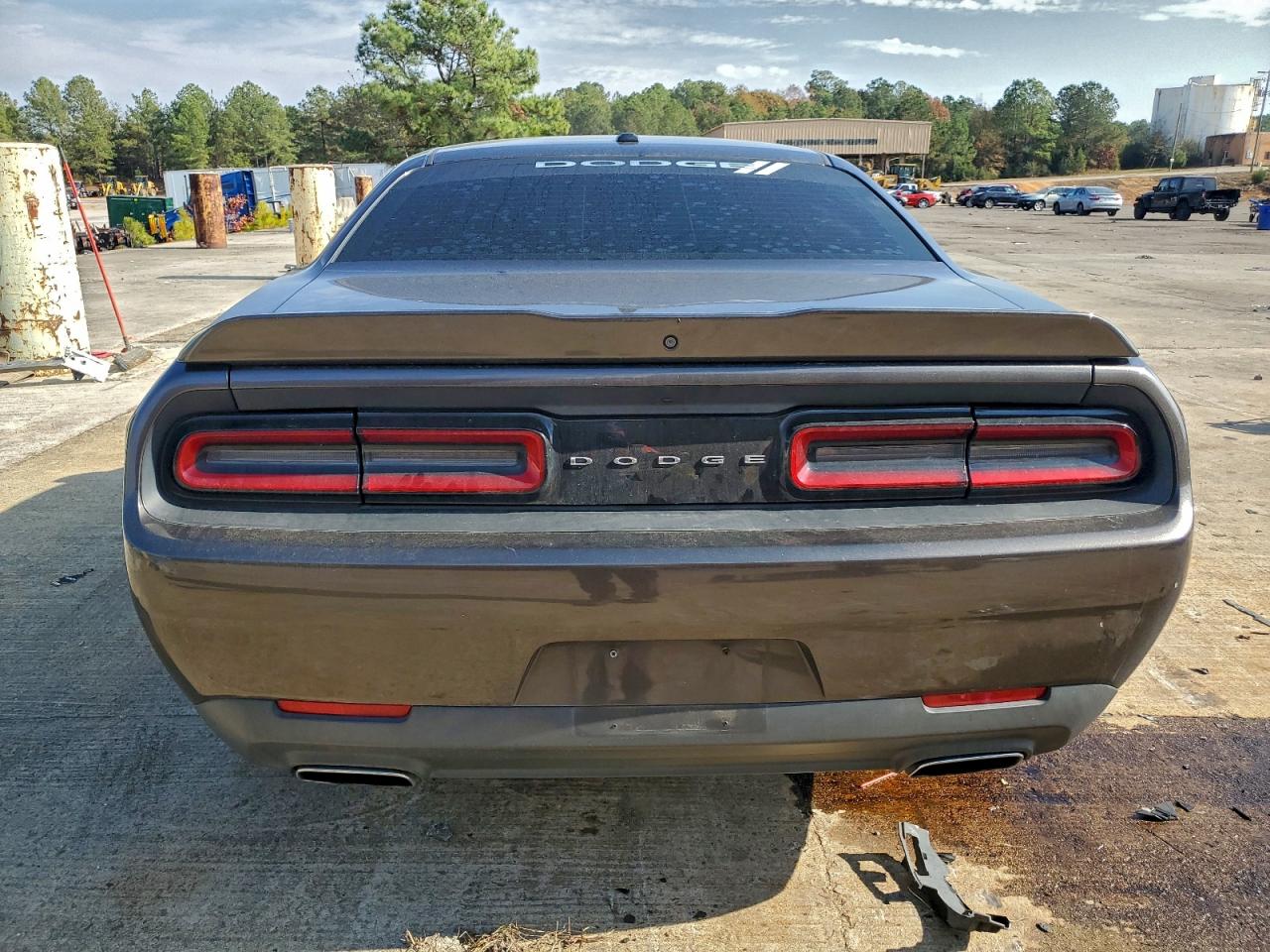 2018 Dodge Challenger Sxt VIN: 2C3CDZAG2JH236104 Lot: 93664955