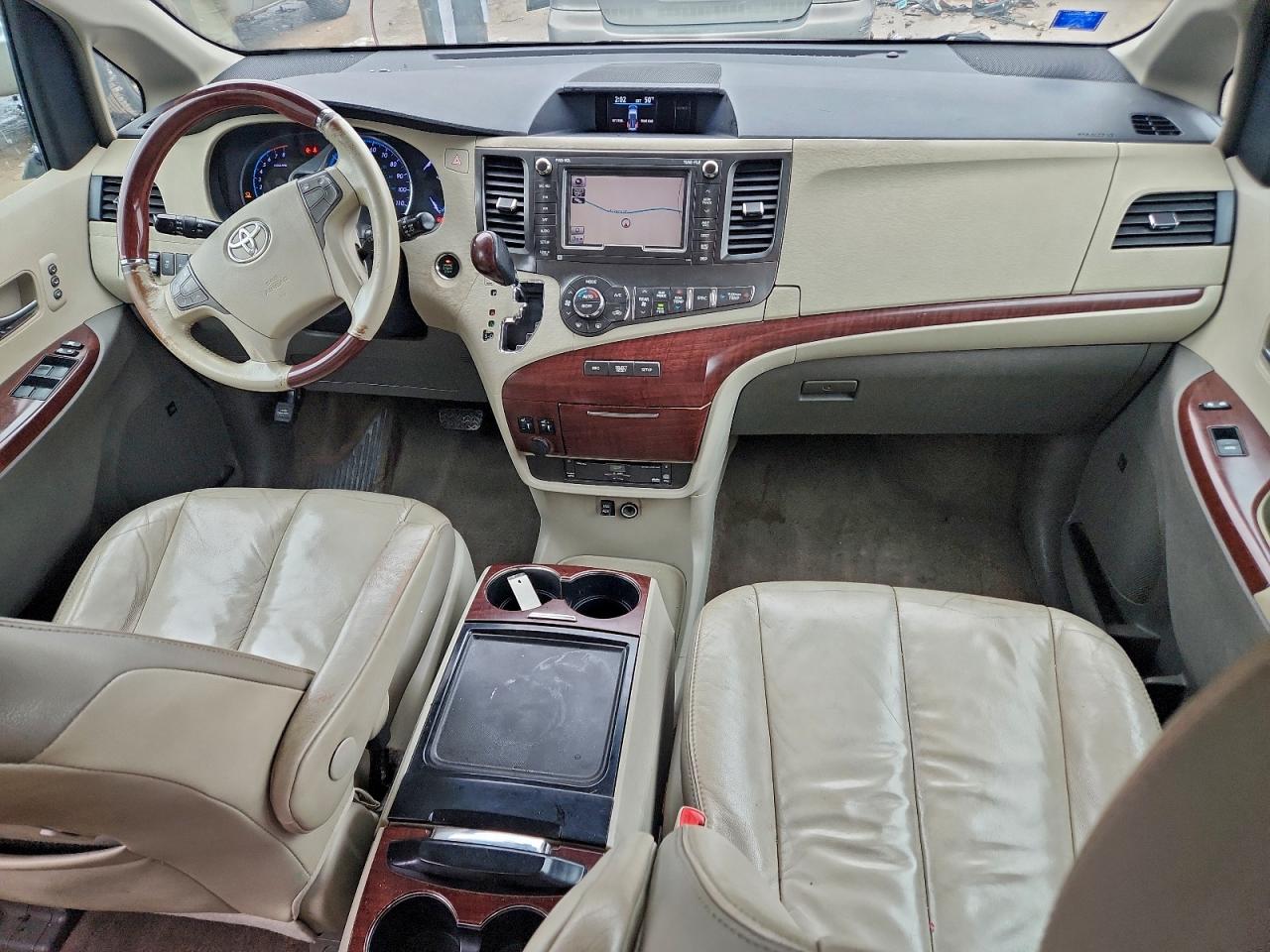 2012 Toyota Sienna Xle VIN: 5TDDK3DC5CS046121 Lot: 94235905