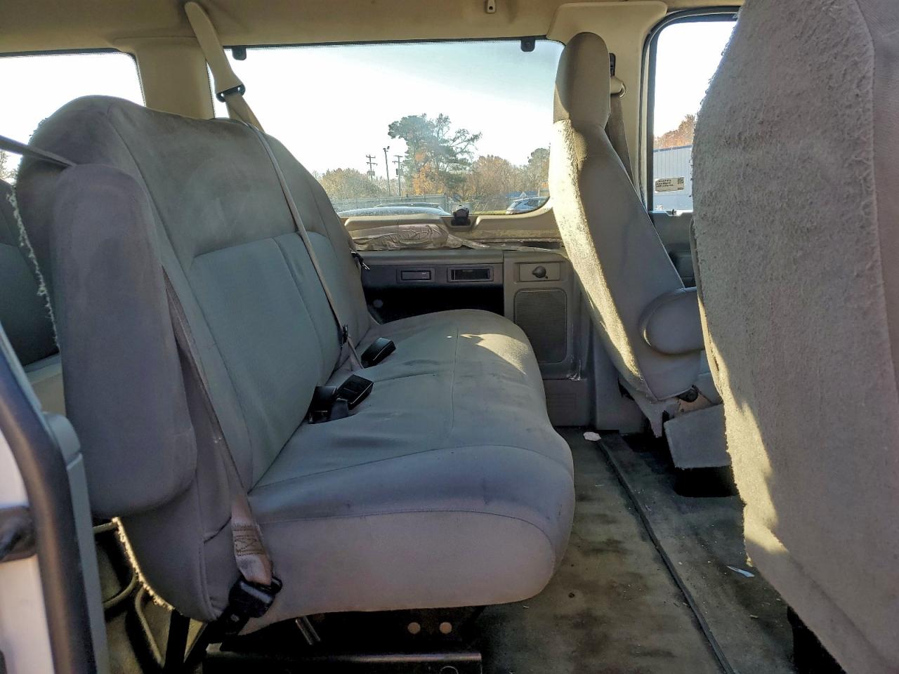 2013 Ford Econoline E350 Super Duty Wagon VIN: 1FBNE3BL6DDA02001 Lot: 94239435