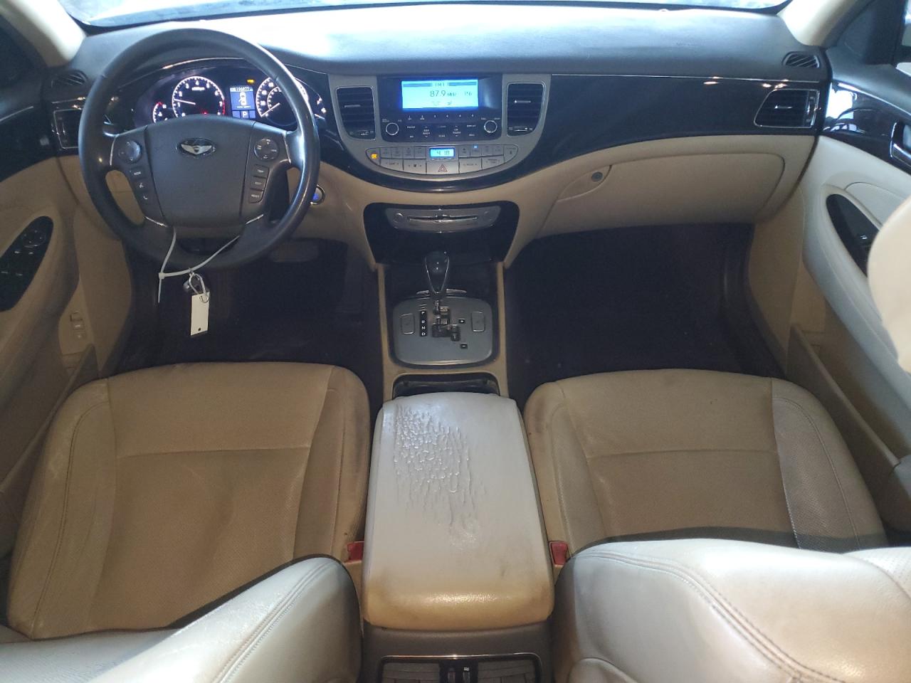 2011 Hyundai Genesis 3.8L VIN: KMHGC4DE8BU129453 Lot: 93228445